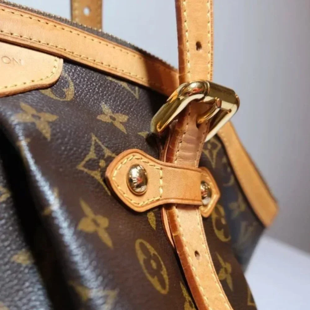 Louis Vuitton Monogram Canvas GM Tivoli Handbag
